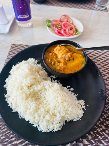 Food & Drinks 4, Krystal Inn, Kamrup Metropolitan