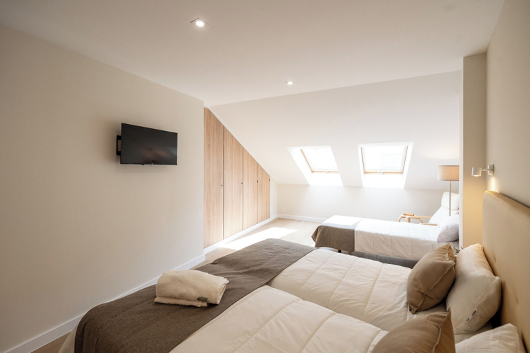 Bedroom 2, AT Villafiel Atarazanas-Plaza, Málaga