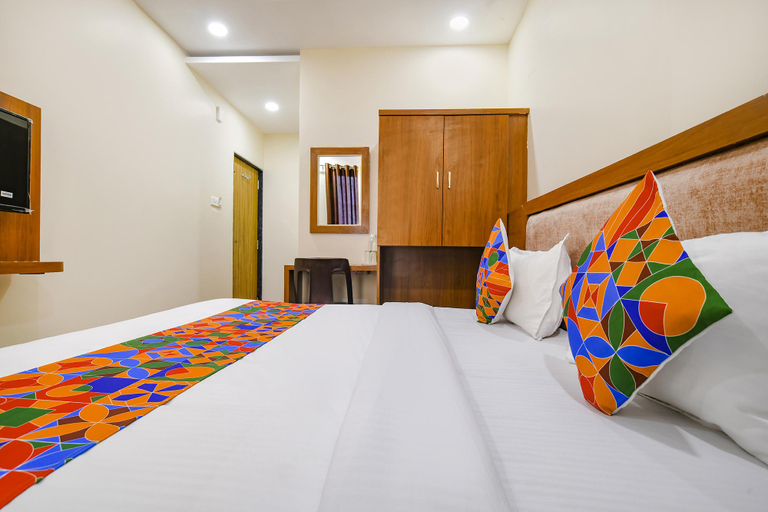 Bedroom 3, FabHotel Atharv - Airport, Indore