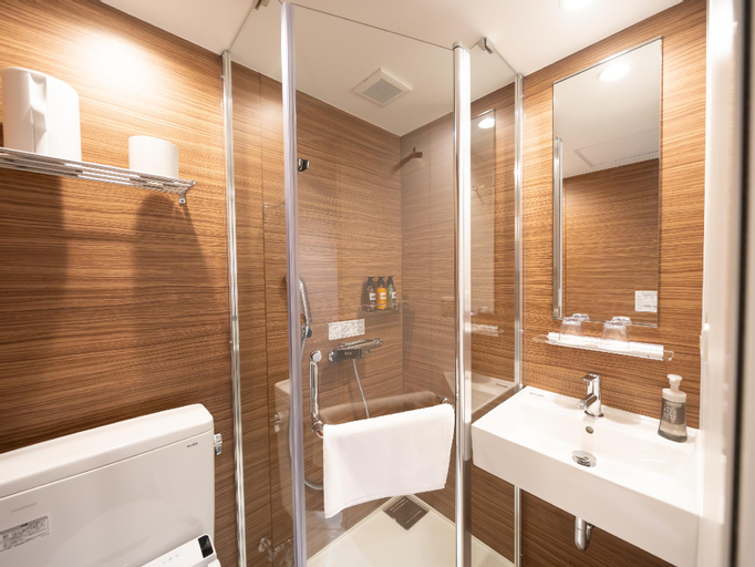 Bathroom 5