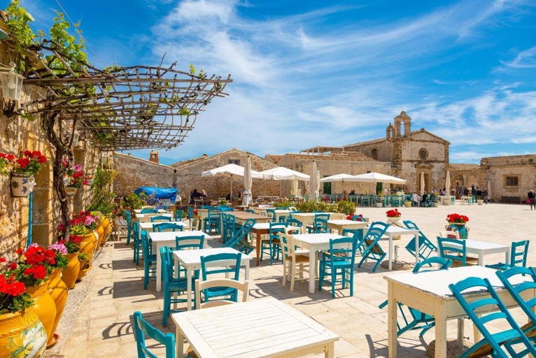 Food & Drinks, Villa Renzo, Ragusa
