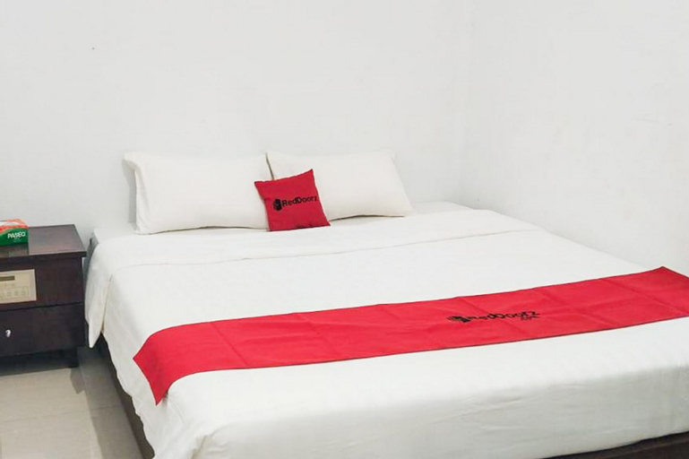 RedDoorz Syariah @ Sayang Ibu Village Nongsa Batam, Batam