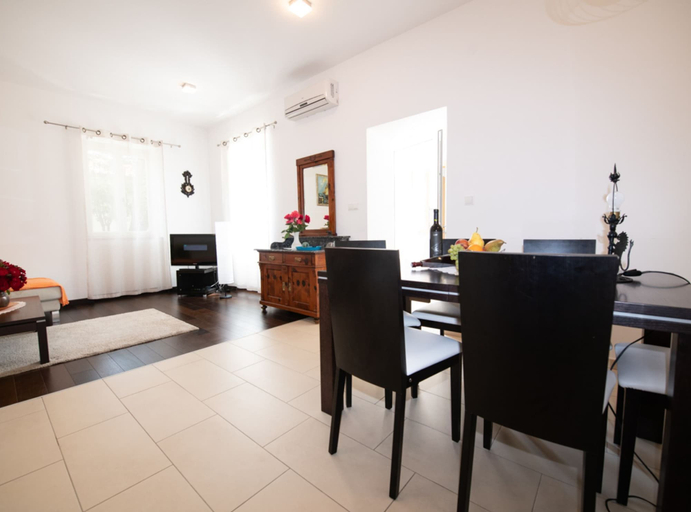 Others 5, Elegant Lovran Apartment With Sea View, Lovran