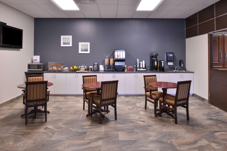 Others 4, Rodeway Inn, Greater Sudbury