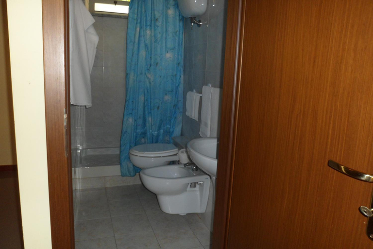 Bathroom, Albergo Miramonte, Vibo Valentia