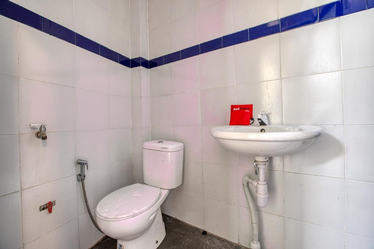Bathroom 6