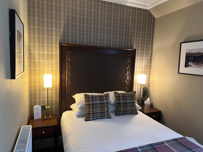 Bedroom 2, Cairngorm Hotel, Highland