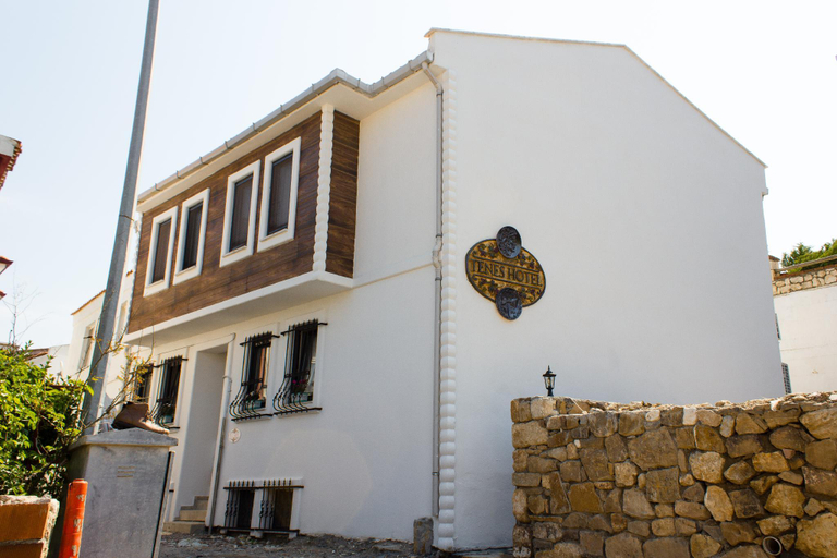 Others 2, Tenes Otel, Bozcaada