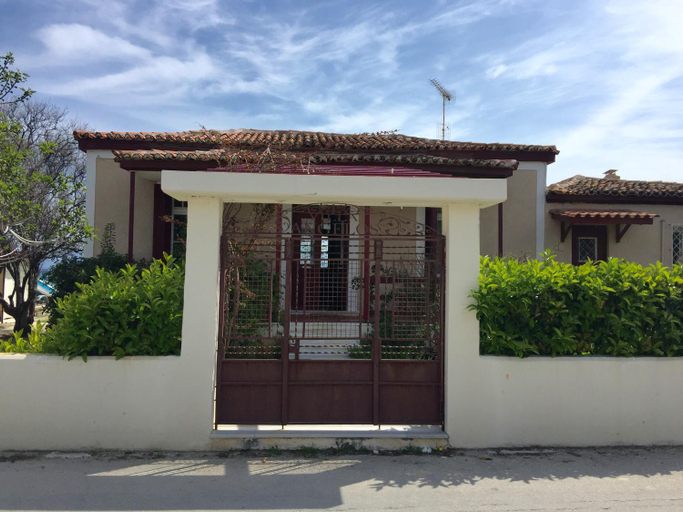 Others 4, Villa Angelos, Peloponnese
