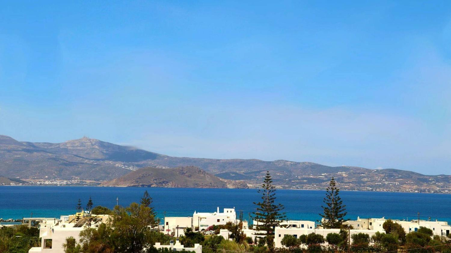 Others 2, The Nine Graces - Beach Apartment Clea, hot tub and sea views, South Aegean