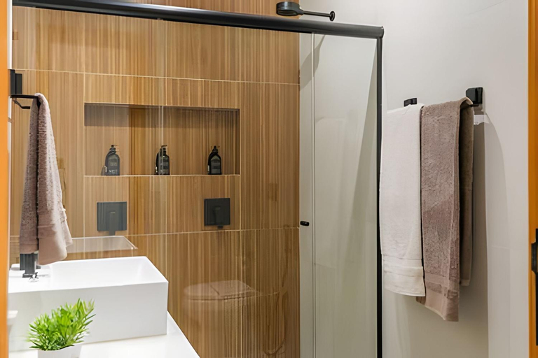 Shower 2, Lofts Charmosos no Leblon, Rio de Janeiro