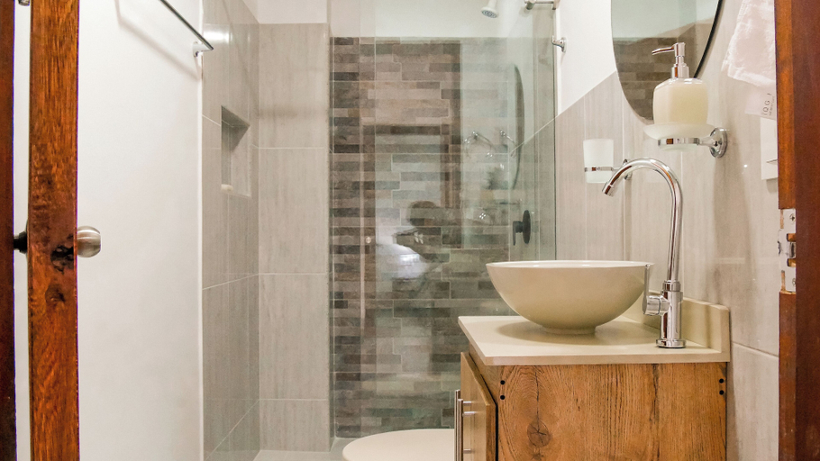Bathroom 2, ocasso jardin, Jardín