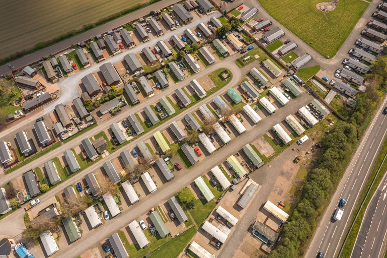 Exterior & Views 1, Lochlands 2BR Family Caravan - Pets - Play Park, Angus