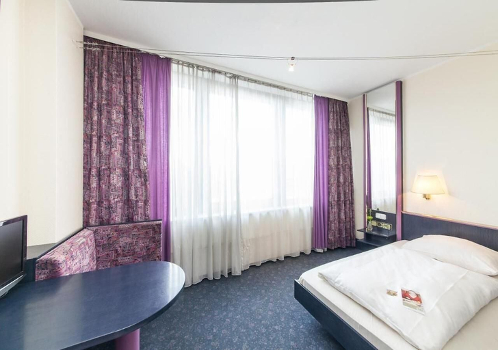 Bedroom 4, Hotel Mirage Düsseldorf-Neuss, Rhein-Kreis Neuss
