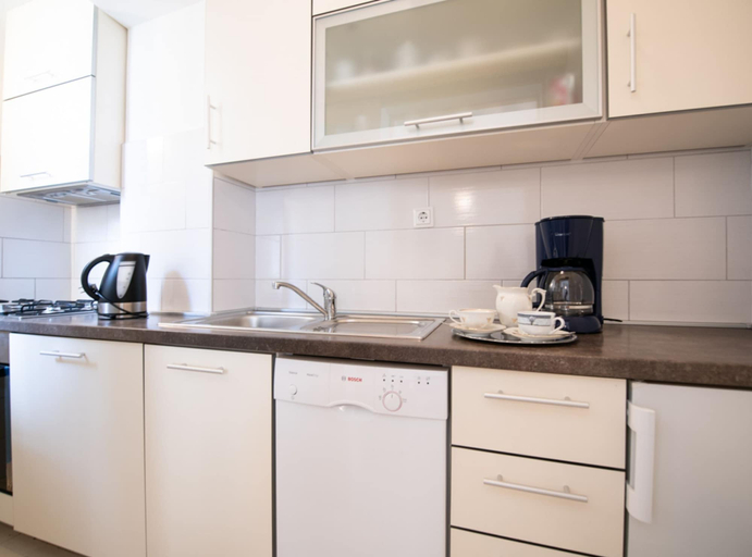 Others 3, Elegant Lovran Apartment With Sea View, Lovran