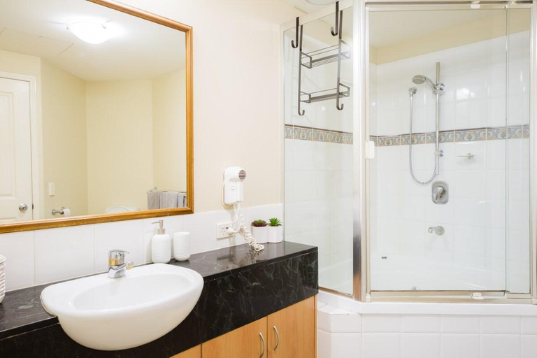 Bathroom 4, Gem in the heart of Mooloolaba, Maroochy - Mooloolaba