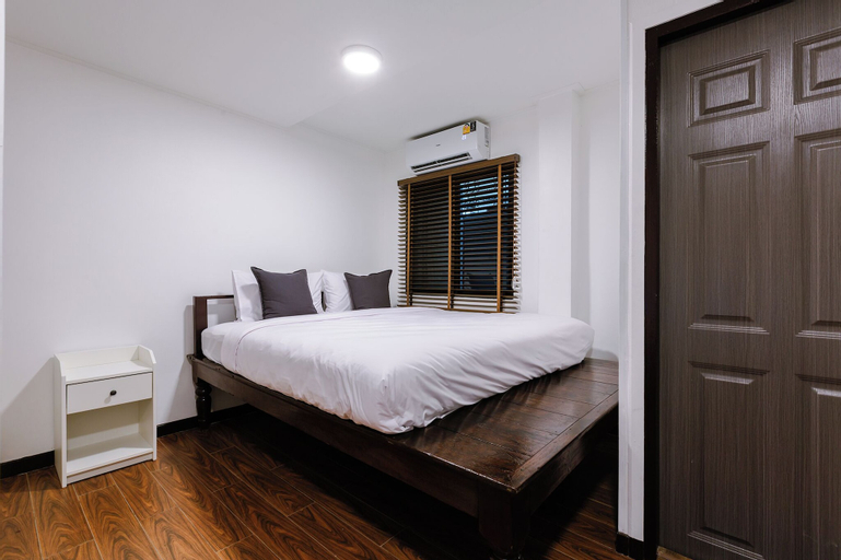 Bedroom 13