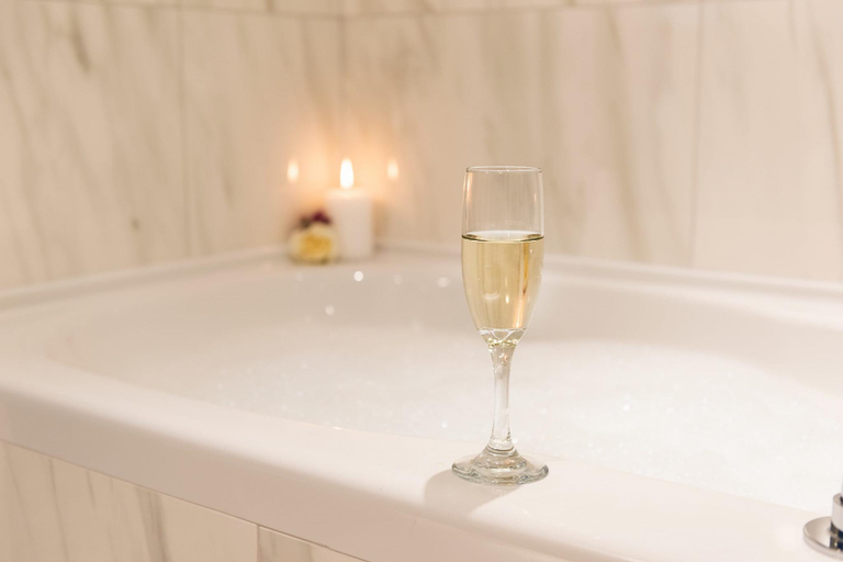 Bathroom 4, The Magnolia Hotel & Spa, Capital
