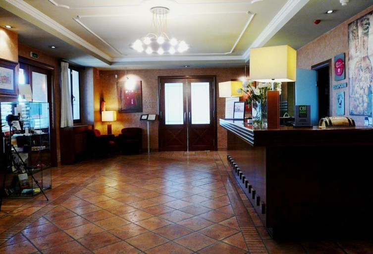 Public Area, Hotel Restaurante El Tollo, Valencia