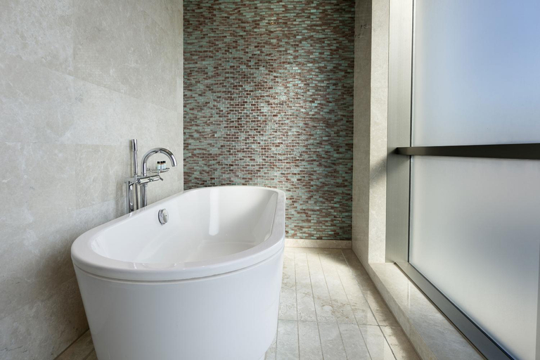 Bathroom 5, Titanic Business Kartal, Pendik