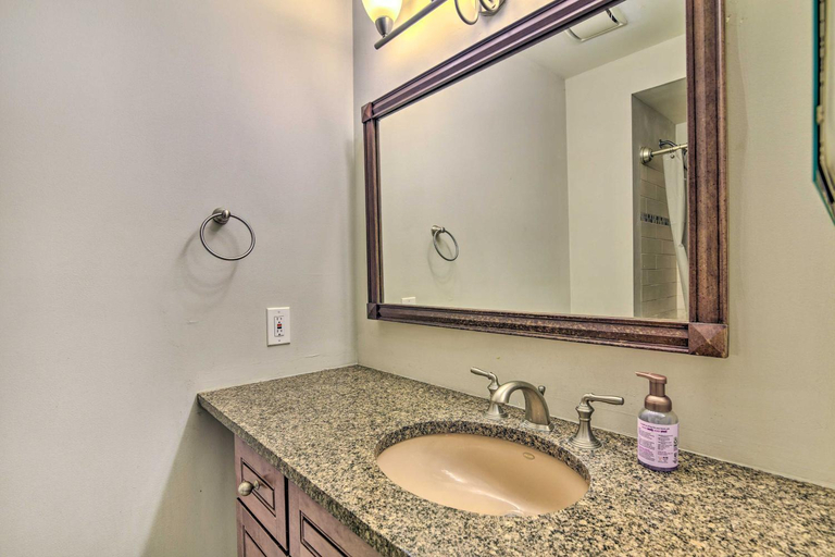 Bedroom 3, Pet-Friendly Michigan Home 5 Mi to State Park!, Oakland