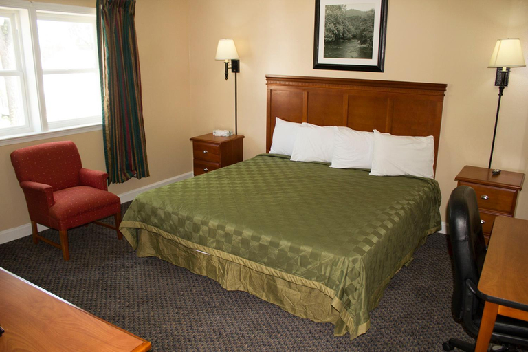 Others 5, Budget Inn, Page