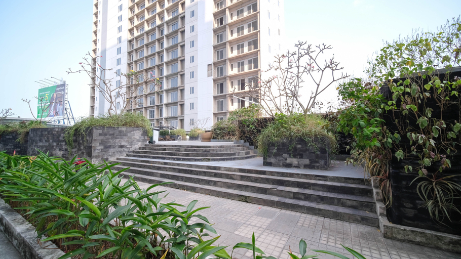 Exterior & Views, Homey and Compact 1BR at Tamansari Prospero Sidoarjo Apartment By Travelio, Sidoarjo