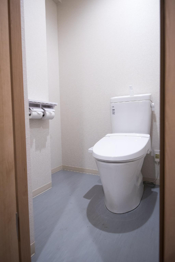 Bathroom 15