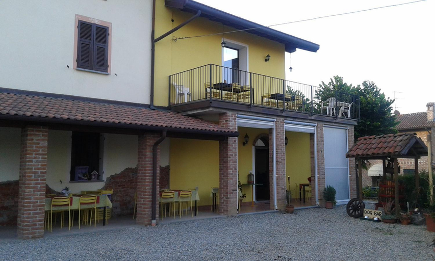 Exterior & Views 1, Agriturismo Il Vecchio Portico, Alessandria