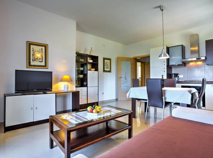 Others 5, Wonderful Brsec Apartments With Sea View and Shared Pool, Mošćenička Draga