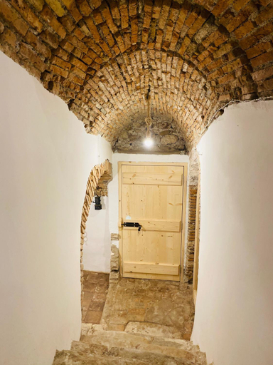 Others 4, Ca' del Borgo, Potenza
