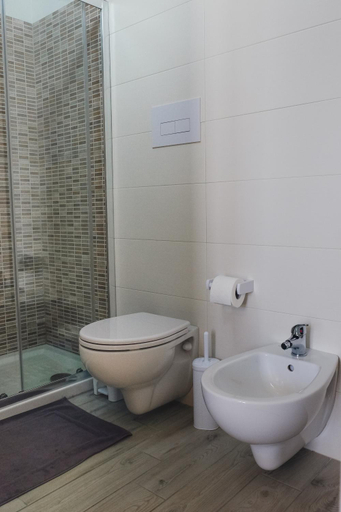 Bathroom 2, Sabbia Bianca Affittacamere, Lecce