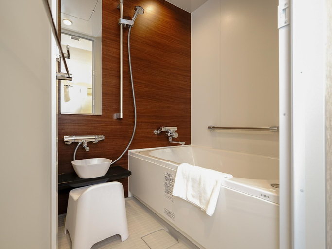 Bathroom 2
