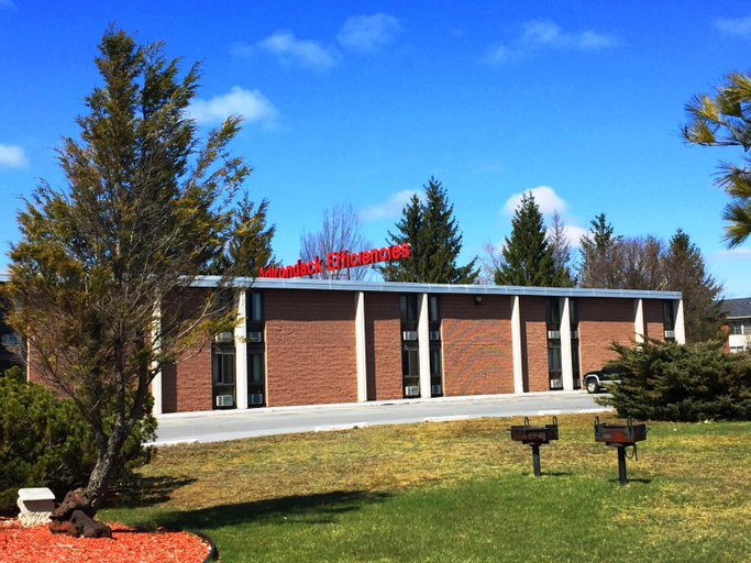 Exterior & Views, Adirondack Efficiencies, Jefferson
