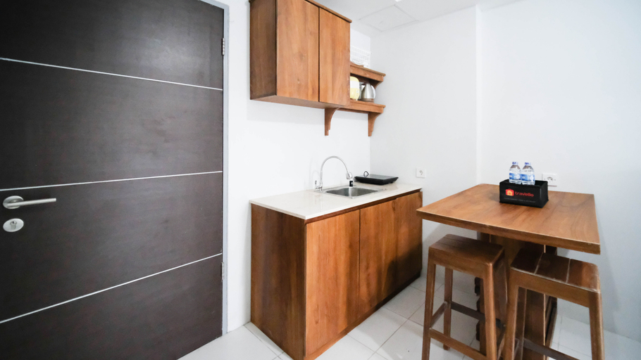 Others 2, Homey and Compact 1BR at Tamansari Prospero Sidoarjo Apartment By Travelio, Sidoarjo