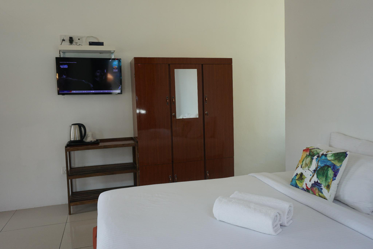 Bedroom 12