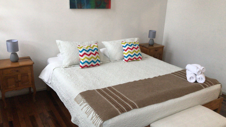Bedroom 2, Castelletto Bed and Breakfast, Santiago