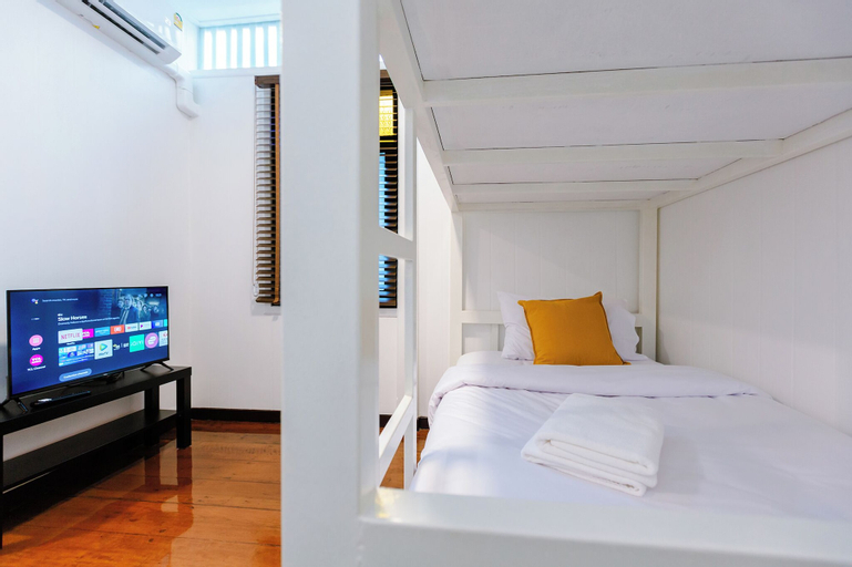 Bedroom 21