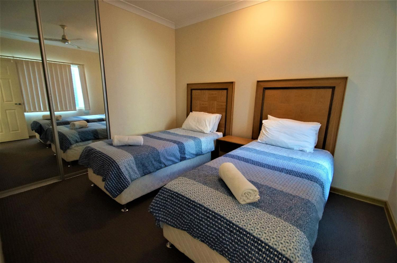 Bedroom 2, Unit 27 Seafront Estate, Dandaragan