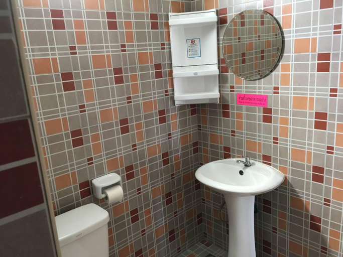 Bathroom 3, Bankaina, Hua Hin