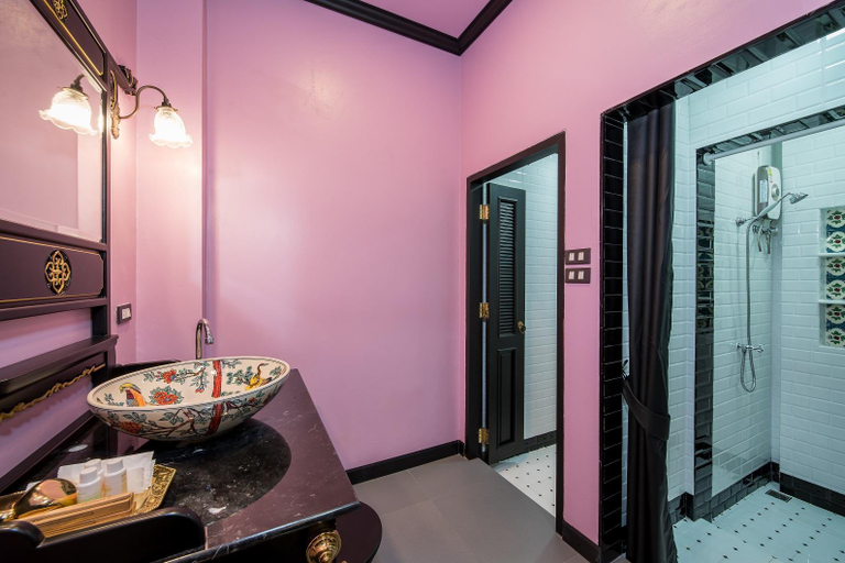 Bathroom 3