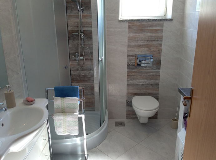 Bathroom, Beachfront Apartment Lovran With Balcony, Lovran