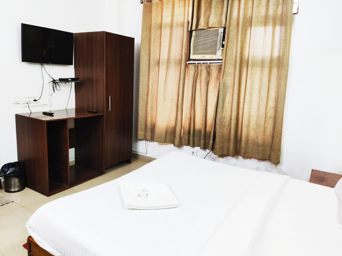 Bedroom 2, Hotel Redbury Ghaziabad, Ghaziabad