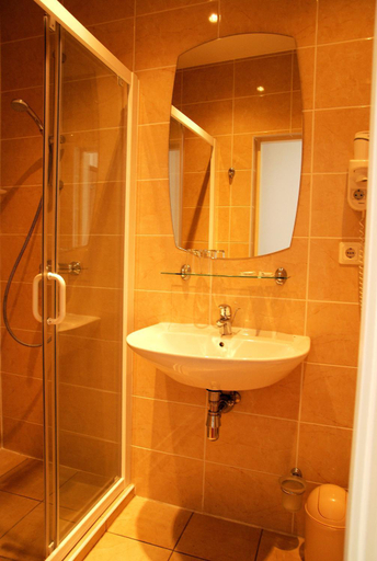 Bathroom 4, City Gate Hotel, Vilniaus