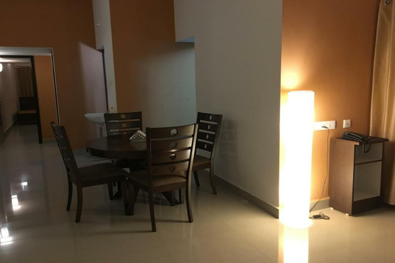 Dining Room 4