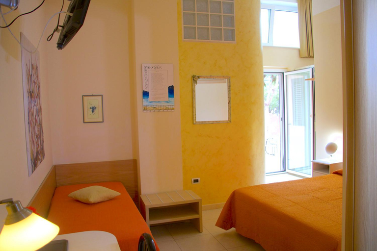 Others 4, b&b il villino, Matera