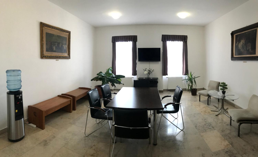 Others 5, Huszarvar Hotel Kastelyszallo, Szerencs