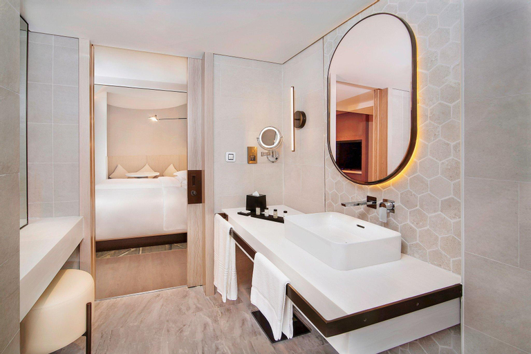 Bathroom 19