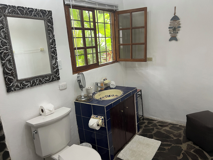 Bathroom 3, B&B Casa Naturaleza Playa Corona, San Carlos