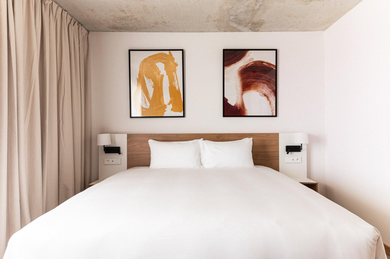 Bedroom 9